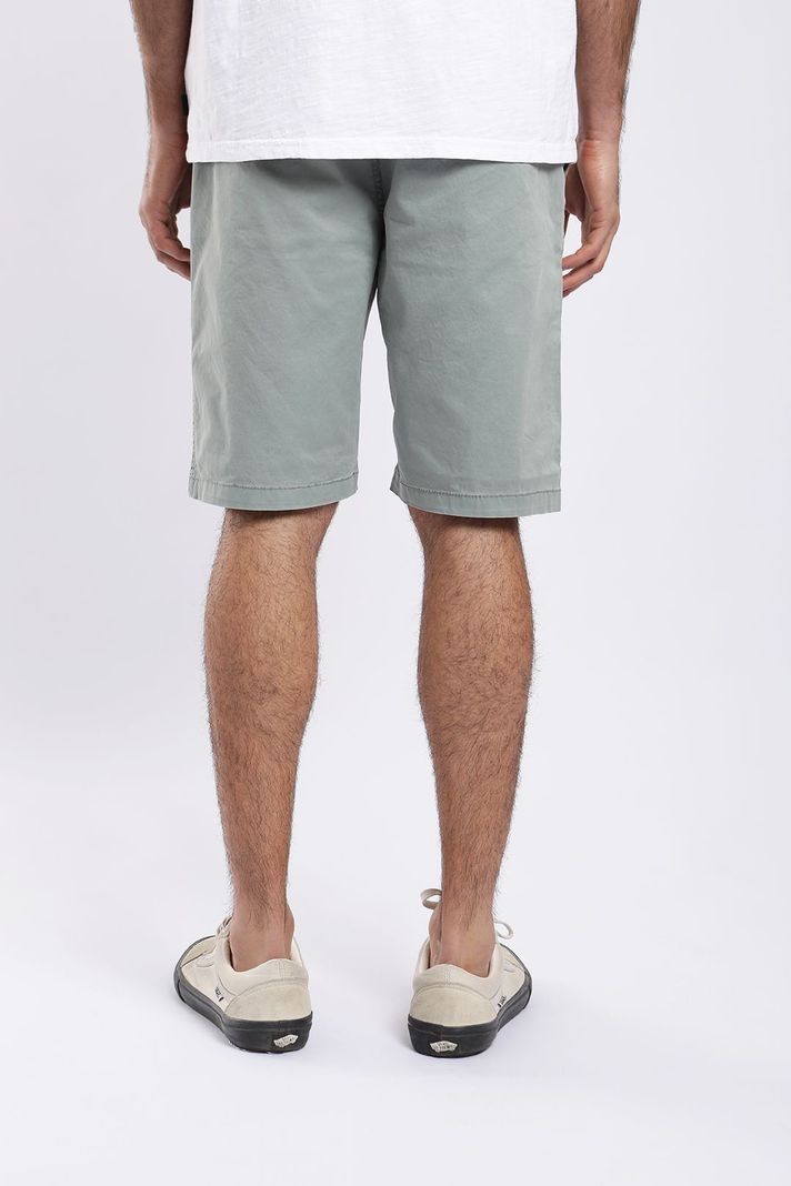 Short hombre classic petróleo -2