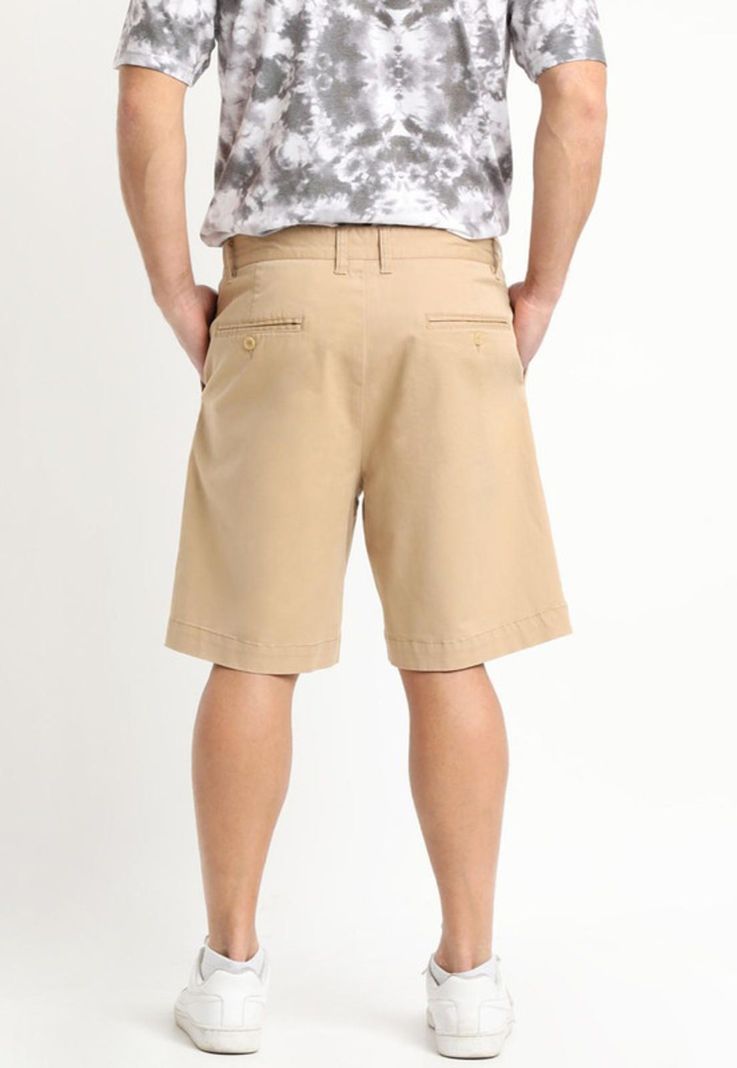 Bermuda Gabardina Frente Plano Beige-1