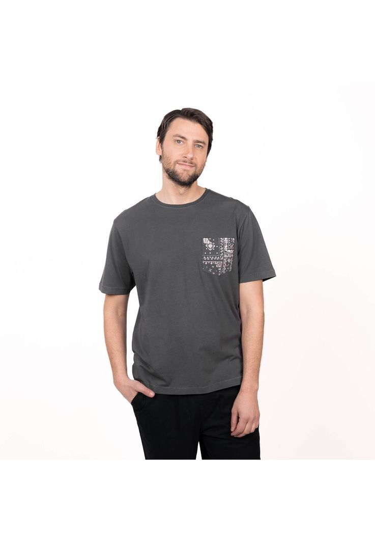 Polera Con Bolsillo