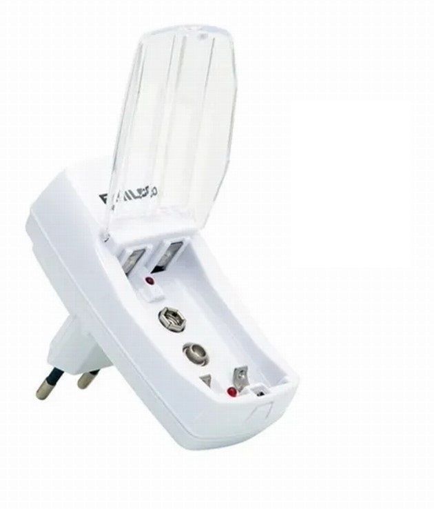 Cargador De Pilas Universal Con 2 Pilas AA 2700Mah Philco 9580F-0