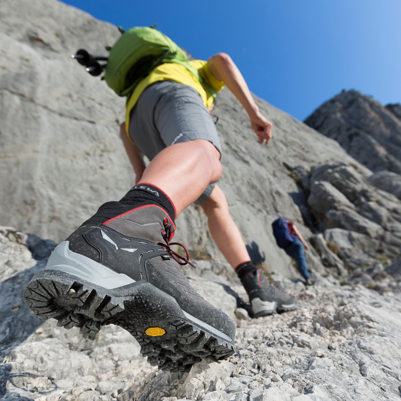 Zapato De Hombre  Outdoor Salewa Mtn Trainer Mid Gtx Rojo-5
