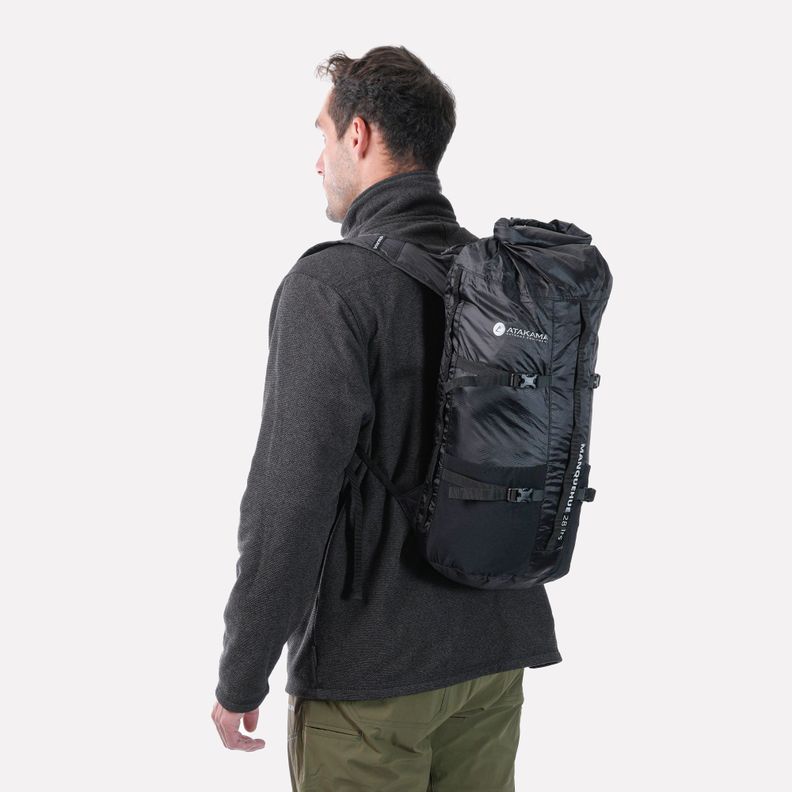 Mochila Plegable Impermeable 28 Lt Manquehue Negra Atakama Outdoor-7