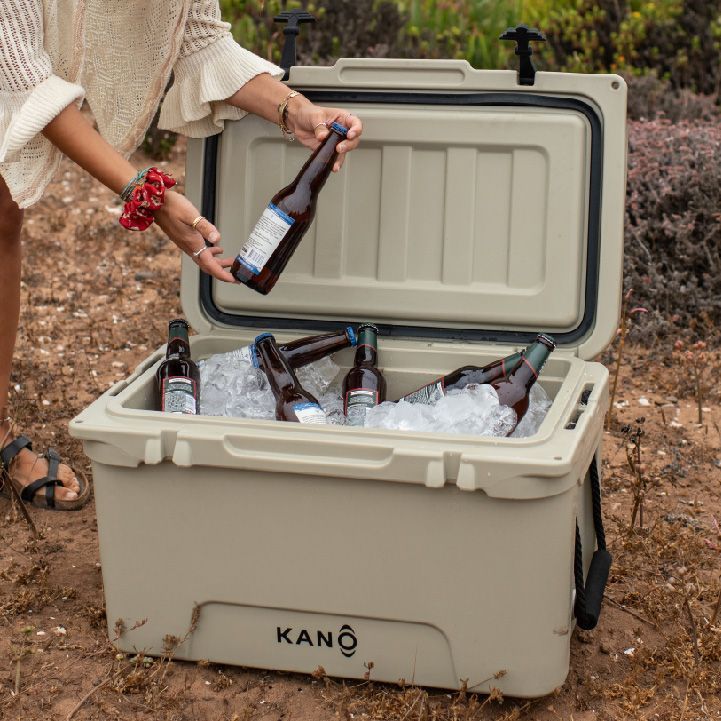 Cooler Nevera Rígida San Rafael 65QT Beige Kano-6