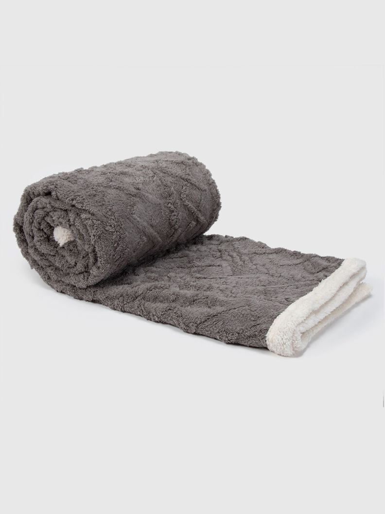 Manta Sherpa Jacquard Gris 1,5 Plazas / Frazada Gris Relan-0