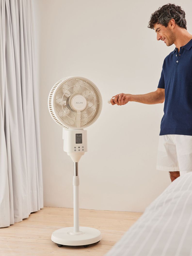 Ventilador con Aspersor Relan Air & Mist Con Control Remoto-9