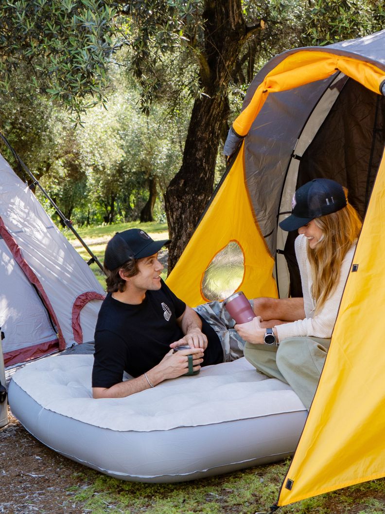 Colchón Inflable de 2 Plazas Kano con 2 Almohadas Camping-1