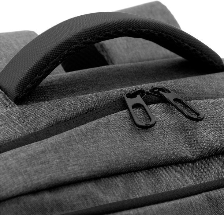 Mochila "FORCE 4" porta notebook de hasta 17 pulgadas-6