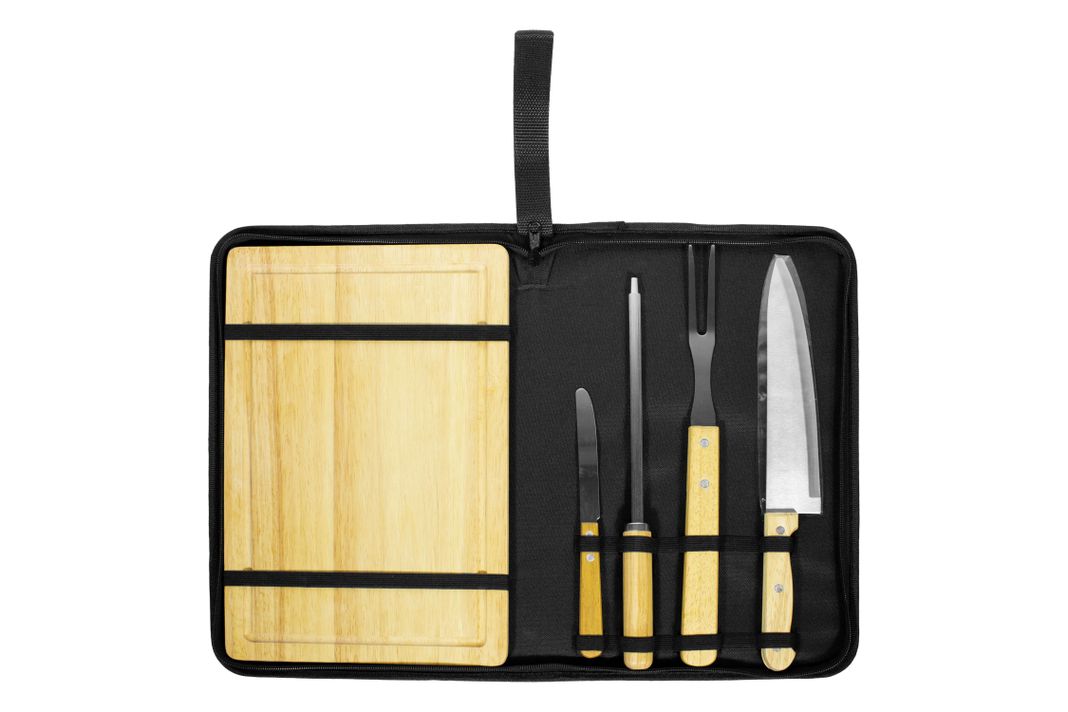 Set de asado con tabla de madera -5