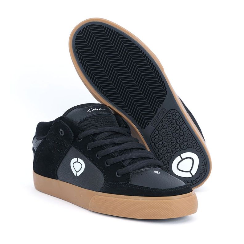 205 SE - BLACK/GUM-1