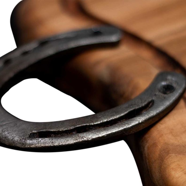 Tabla de Madera con Herradura Magno Máxima Design-1