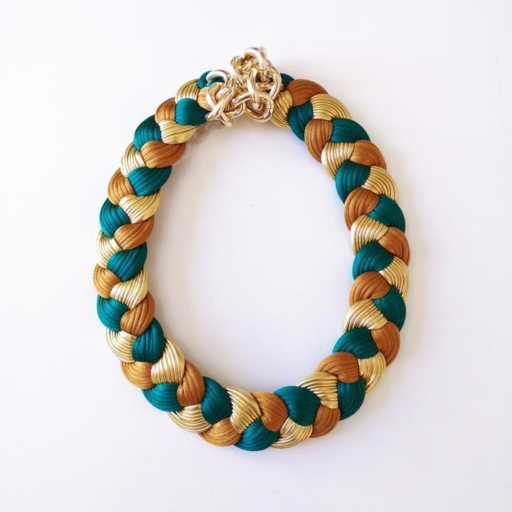 Maria la Biyux Collar Matcha Verde