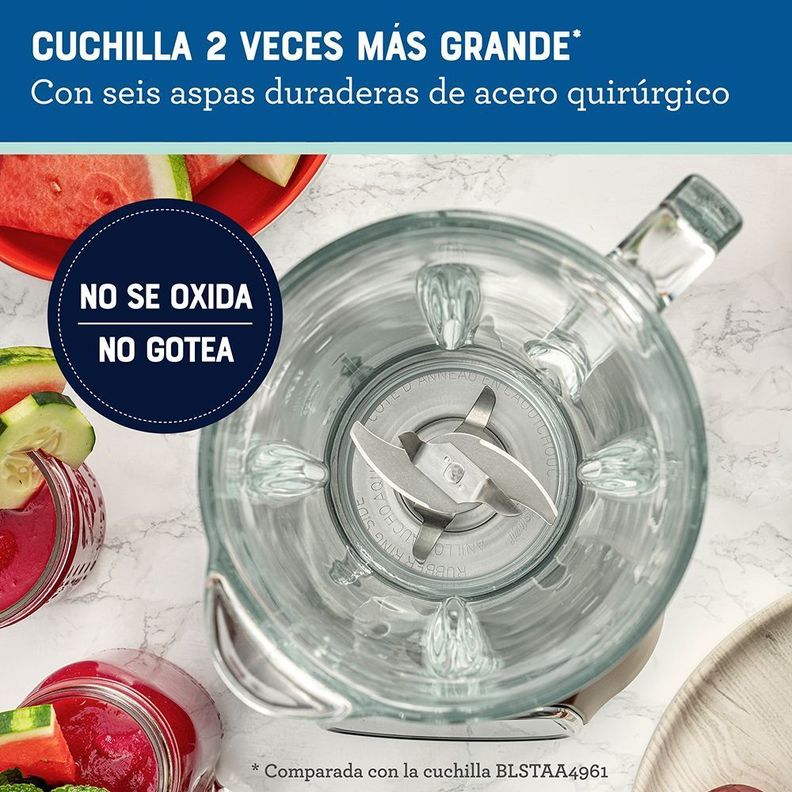 Licuadora Oster® programas automáticos con tecnología reversible, pantalla táctil y vaso BLend-N-Go BLSTPYG1312XBG-5