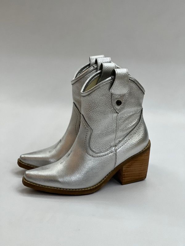 Botin Agata Plateado Exotica-1