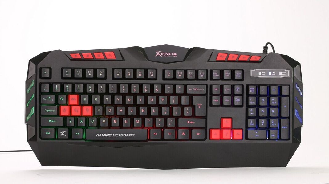 KIT TECLADO + MOUSE GAMING XTRIKE ME 2400 DPI NEGRO-0