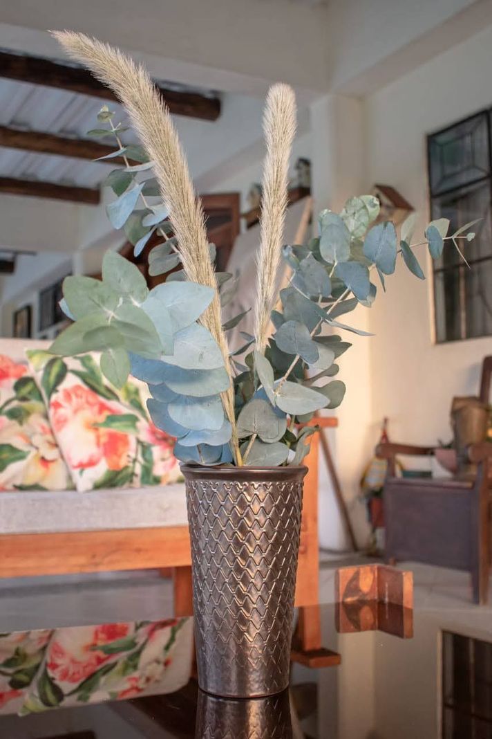 Florero Ceramico Centro de Mesa, Color Bronce, textura rombo, Cilindrico 20cm -2