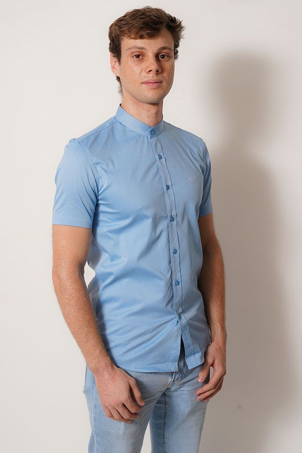 camisa cuello mao  color celeste cielo manga corta fit-2