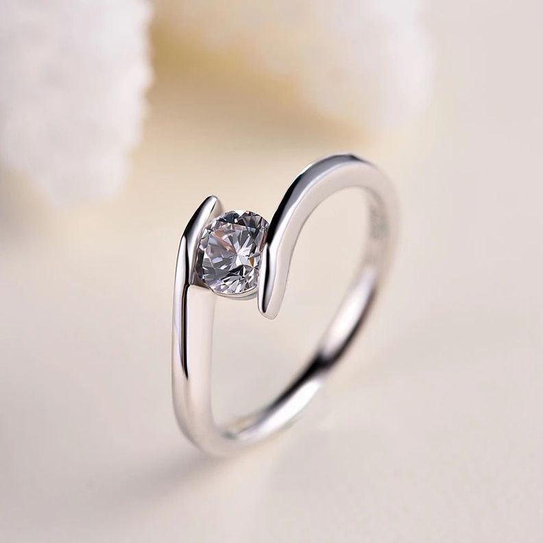 Anillo De Plata 925 Con Piedra Circón - Talla 8-3