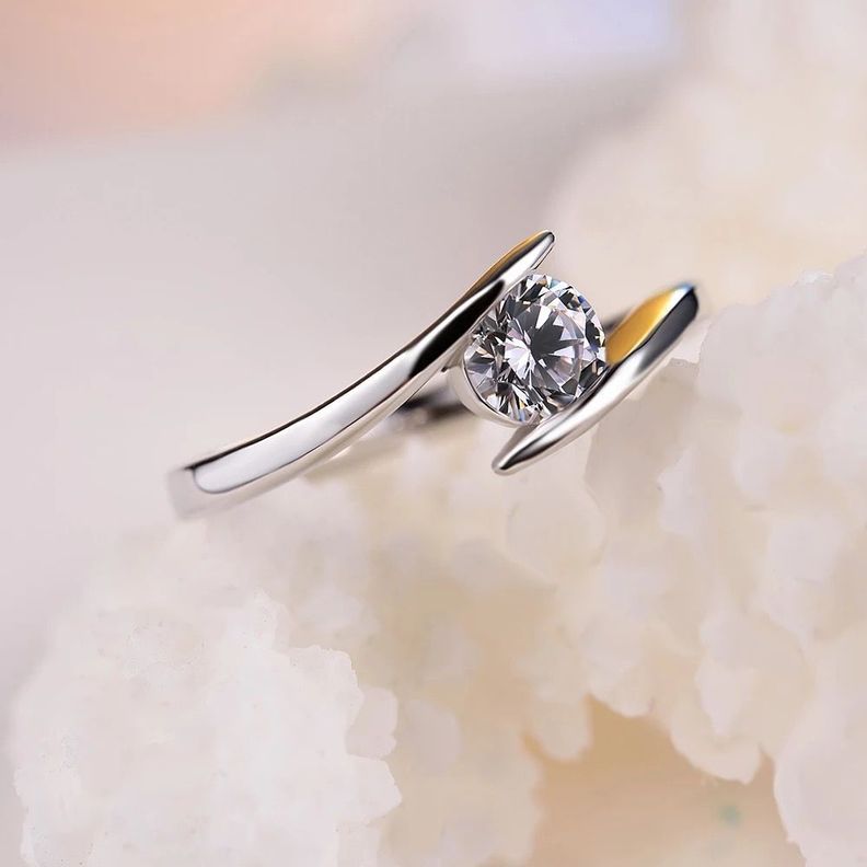 Anillo De Plata 925 Con Piedra Circón - Talla 8-1
