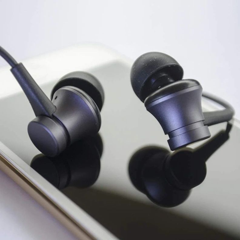 Audifonos Xiaomi Mi In-Ear 14273 Jack 3.5 Negros-3