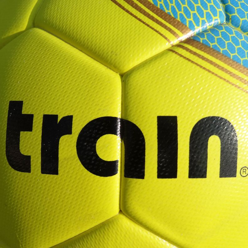 BALON DE FUTBOLITO TRAIN ULTRA N°4-4