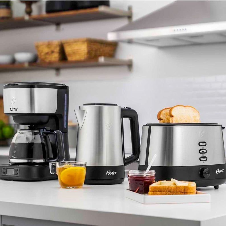 Tostador Oster® 2 rebanadas en acero inoxidable TSSTTR500-3