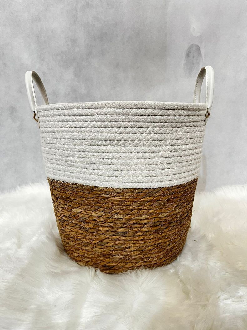 canasto decorativo con borde blanco mediano M-0