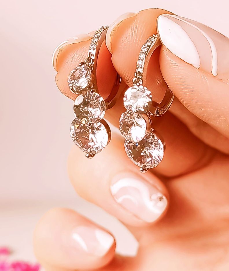 Argollas Huggies Zirconios pavé plata fina ley S925-5