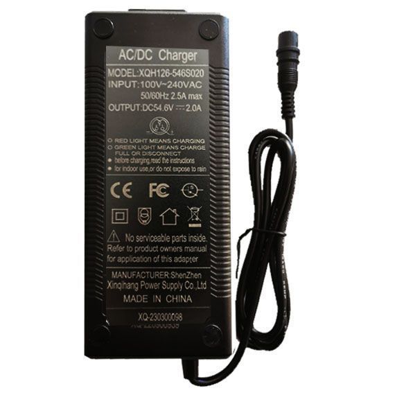 Cargador Scooter Eléctrico 54.6V 2.0AH 3 Pin-1