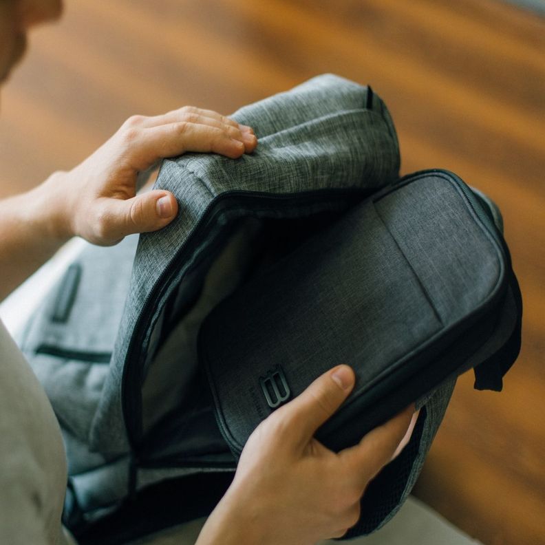 BAGSMART Maletín Organizador de accesorios electrónicos- Negro-7