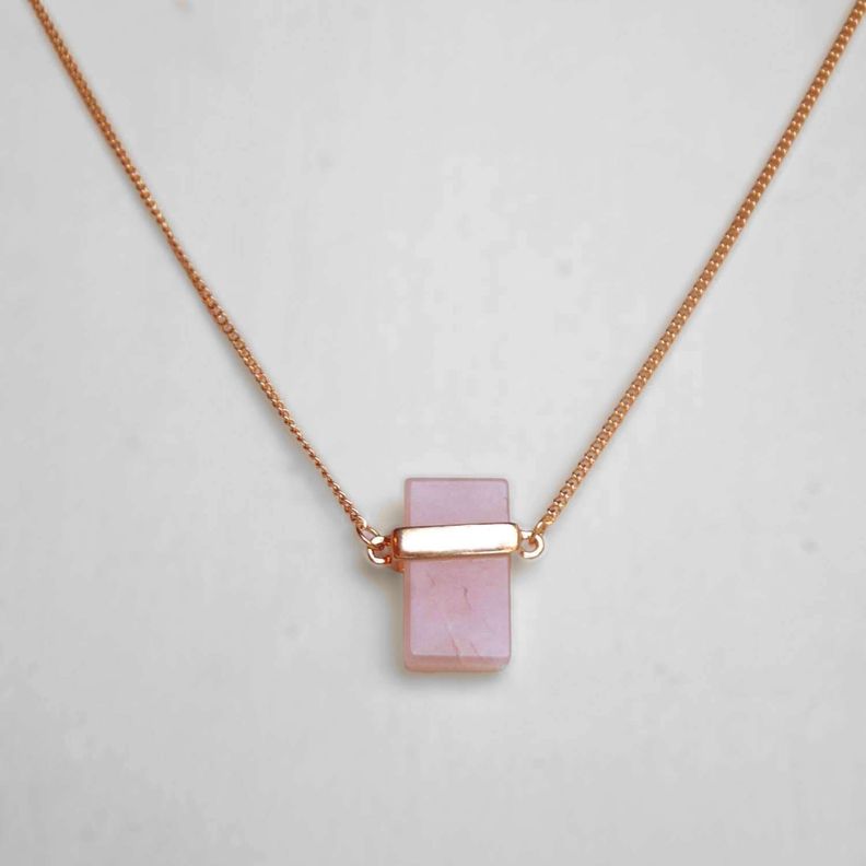 Collar piedra natural Cuarzo Rosa baño oro 18k-4