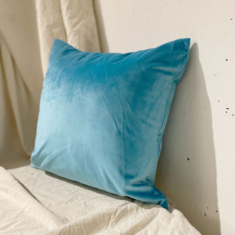 Cojín Celeste Agua Marina Terciopelo Velvet-1
