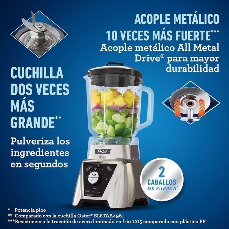 Licuadora Xpert Series™ niquelada con control de textura y un Blend N Go BLST3BCPG-3