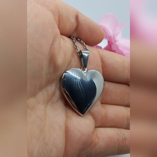Cadena con dije Relicario corazón liso hipoalergénico -1