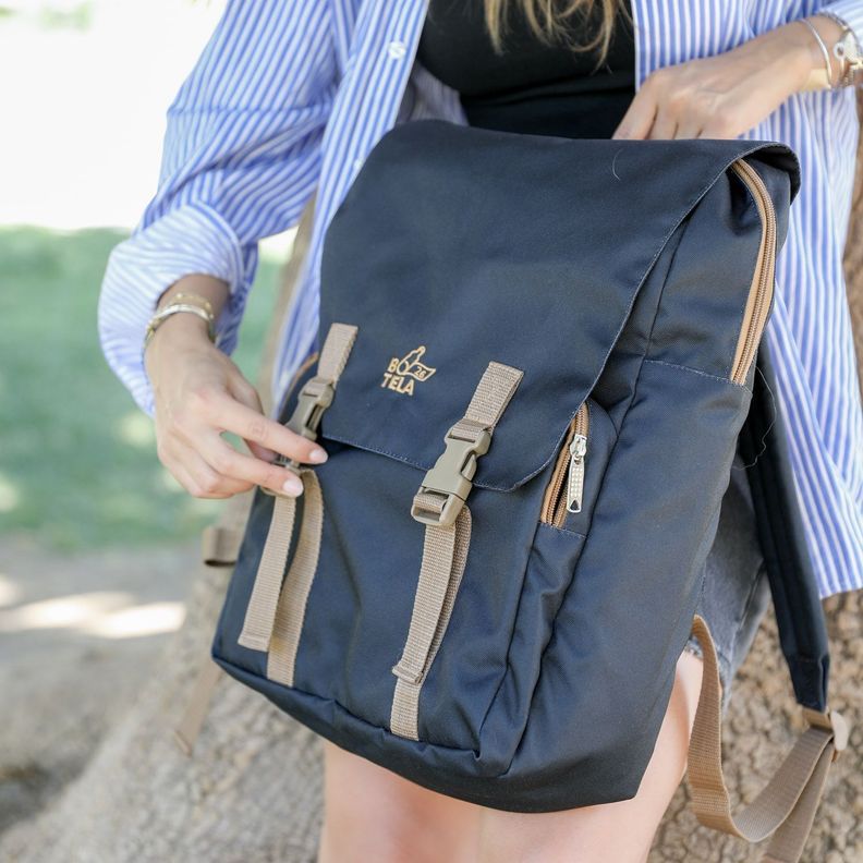 Mochila Notebook 15" Sustentable Negra Botela-7