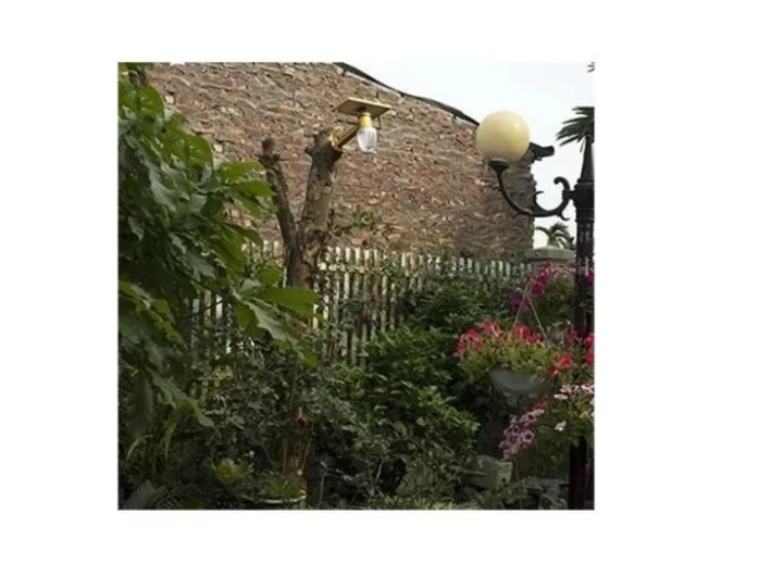 Foco Led Solar Exterior Para Jardín 10w-2