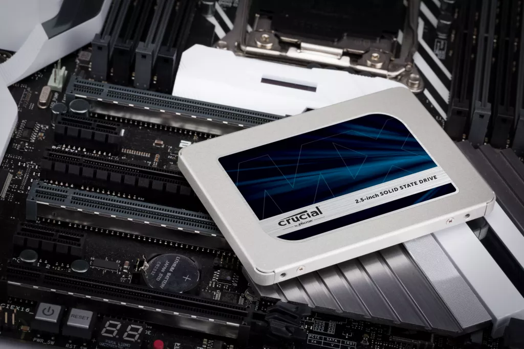 Unidad SSD Crucial MX500, 250GB, 2.5