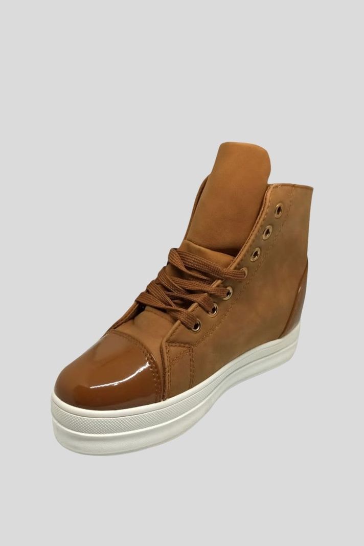 Zapatilla casual con taco interno -1