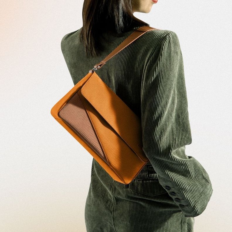 Tomtoc Lady Bolso Para Nintendo Switch OLED - Naranjo-6