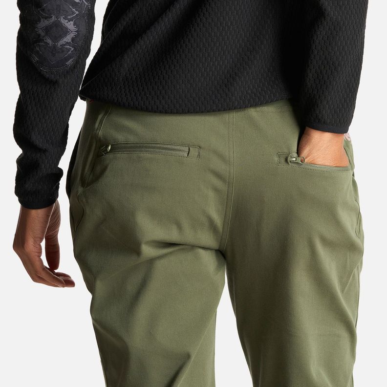 Pantalon Mujer Versatiro Verde Militar Haka Honu-7
