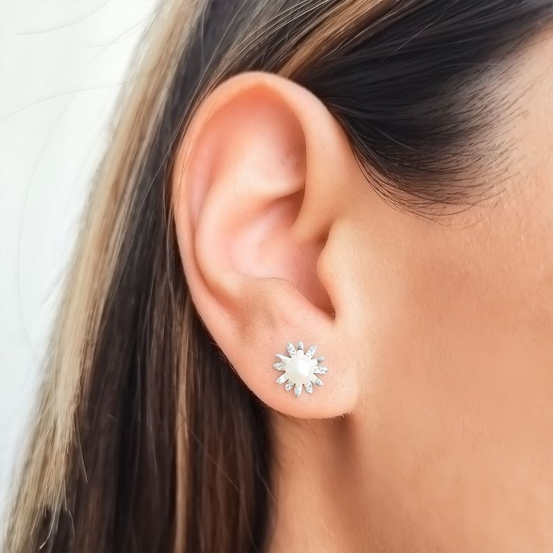 Aros Flor Margarita Perla de Río y Circón Plata Fina 925-2
