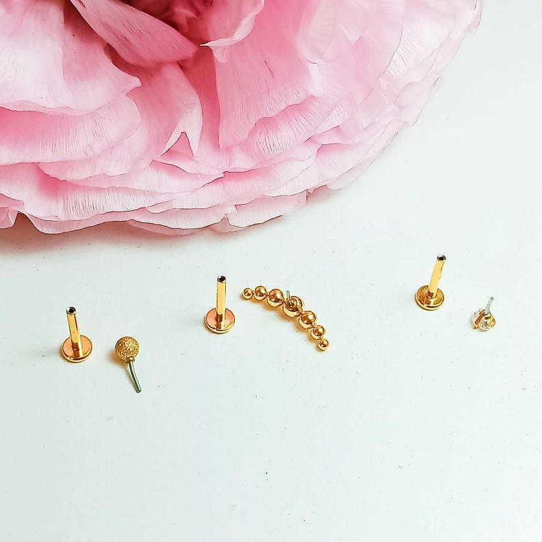 Conjunto Push pin Piercing Chapado Oro 18k  nostril labret Trepador-2