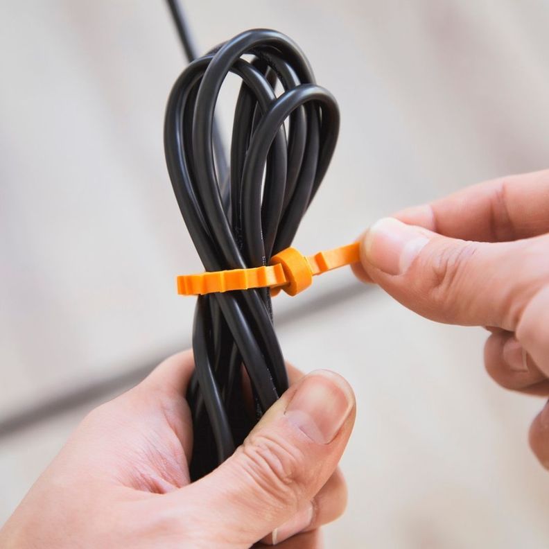 Set de 24 Amarra Cables Reutilizables Q-Knot Plus.-3