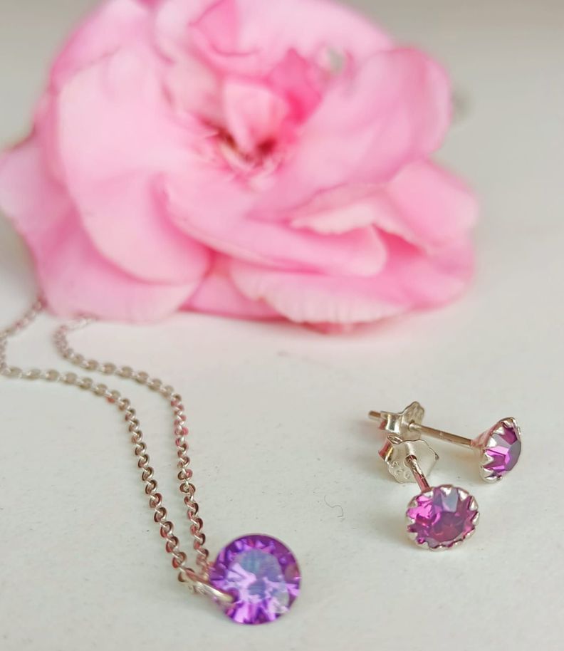 Collar y dije Punto Luz Zirconio Violeta Plata fina ley S925-6