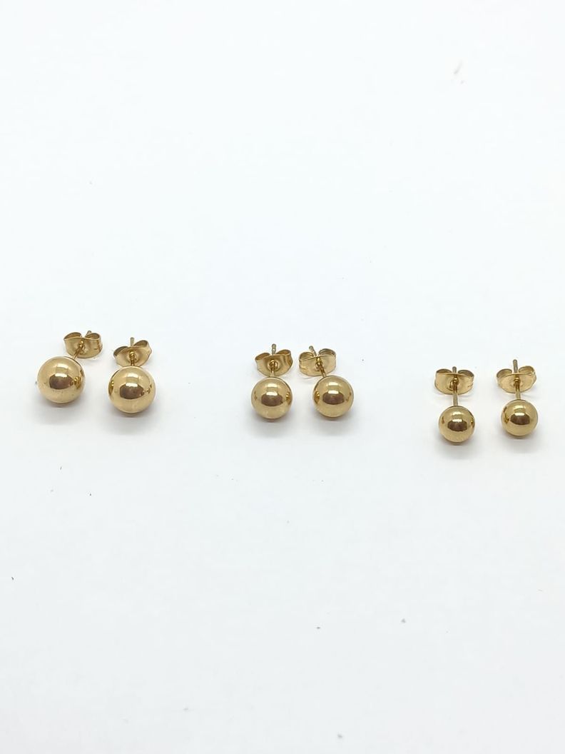 Pendientes esferas hipoalergénicos de 7mm chapados en oro 14kl-3