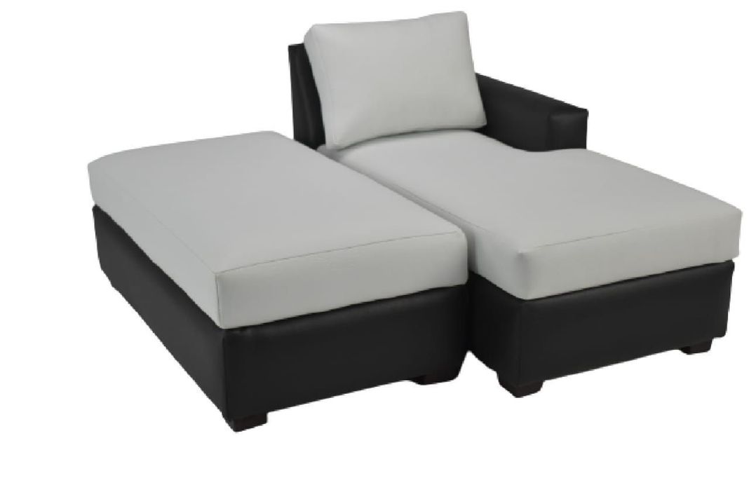 Sofá Seccional 3 Cuerpos + pouf-5
