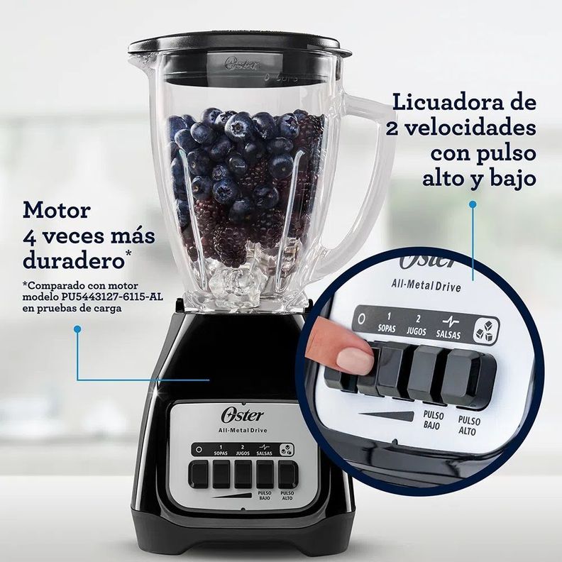 Licuadora Oster® 2 velocidades más pulso y vaso de vidrio BLSTKAGBPB-5