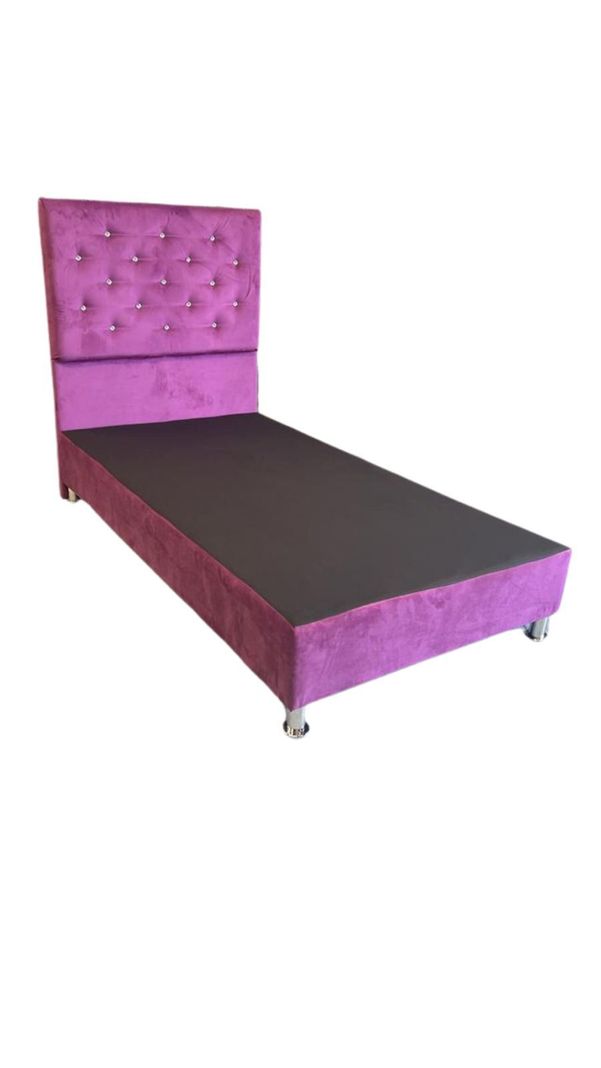 Base HVM 1 Plaza + Respaldo Morado Felpa Botone/Diamante a Piso Pmetal-0