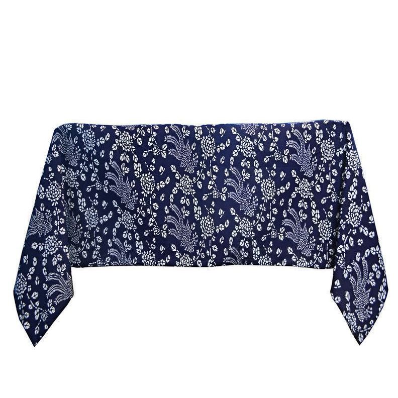 Mantel Cuadrado flores blancas fondo azul 150 cm x 150 cm-0