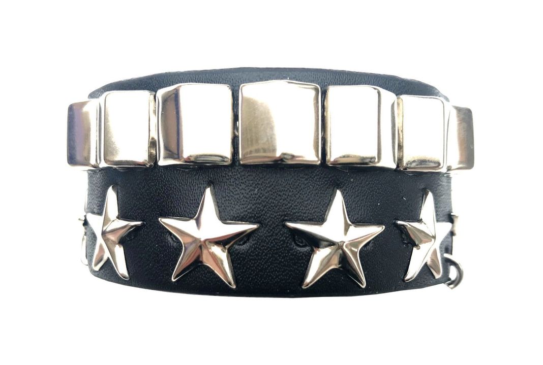 Pulsera Cuero Negra Estrellas-1