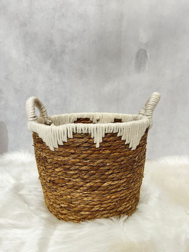 canasto decorativo con borde tejido pequeño S-0